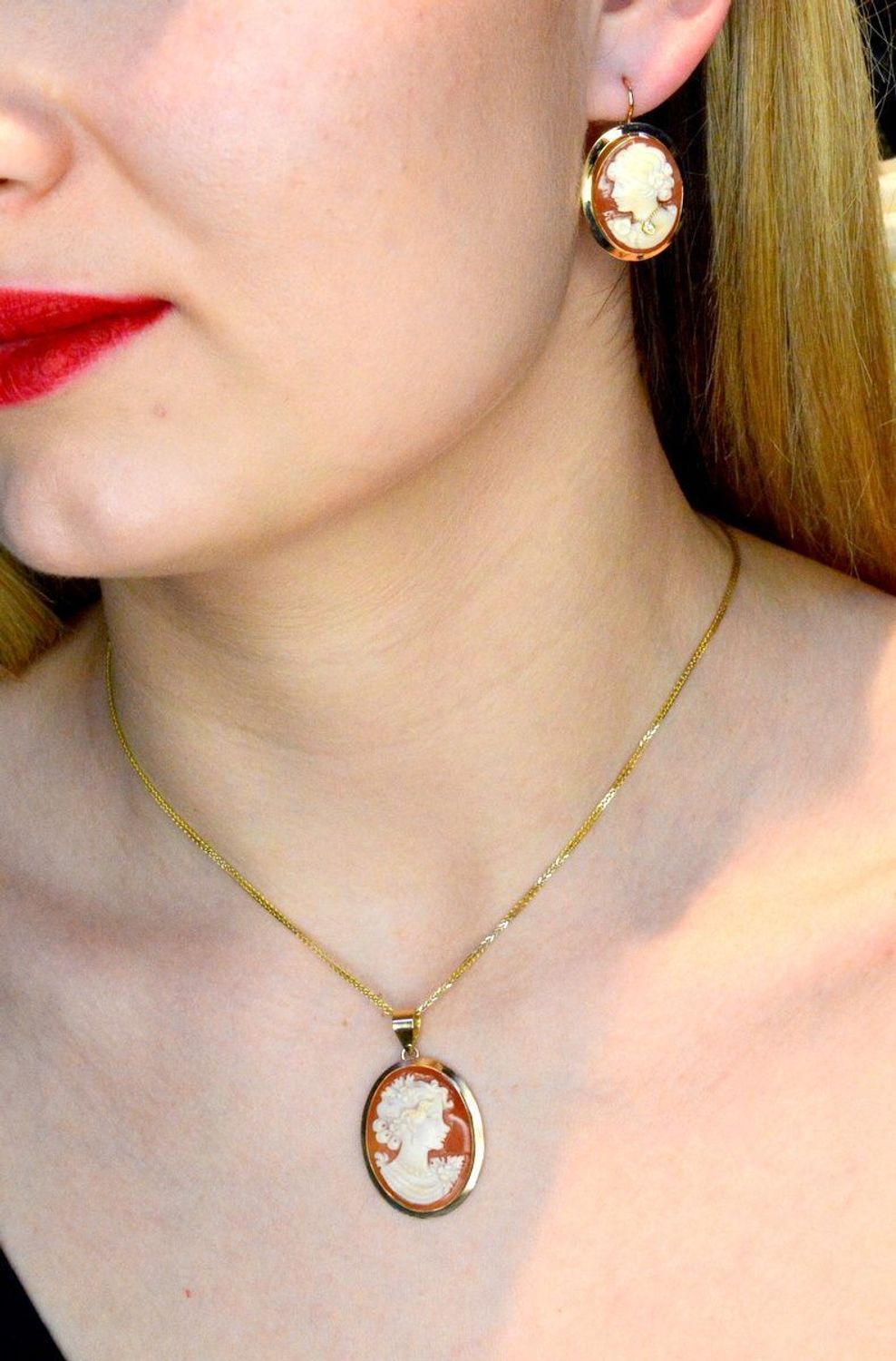 Złota zawieszka 585 Pani Walewska ZA 5028F.jpg